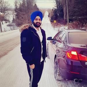 Meet your Posher, Jasmeet